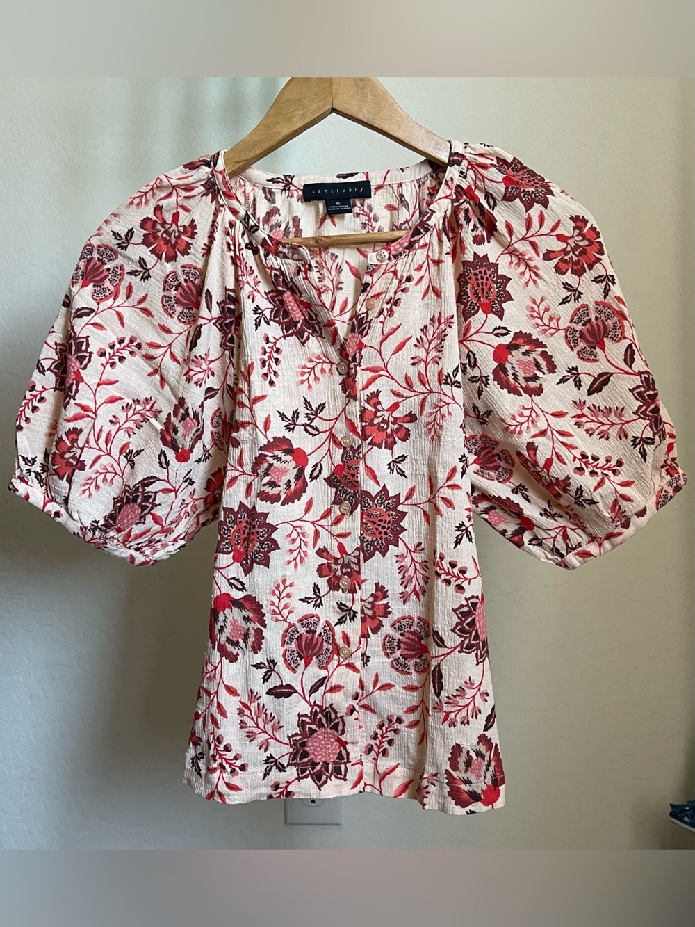 Sanctuary Cream Top with Red Floral Print and Puff Sleeves